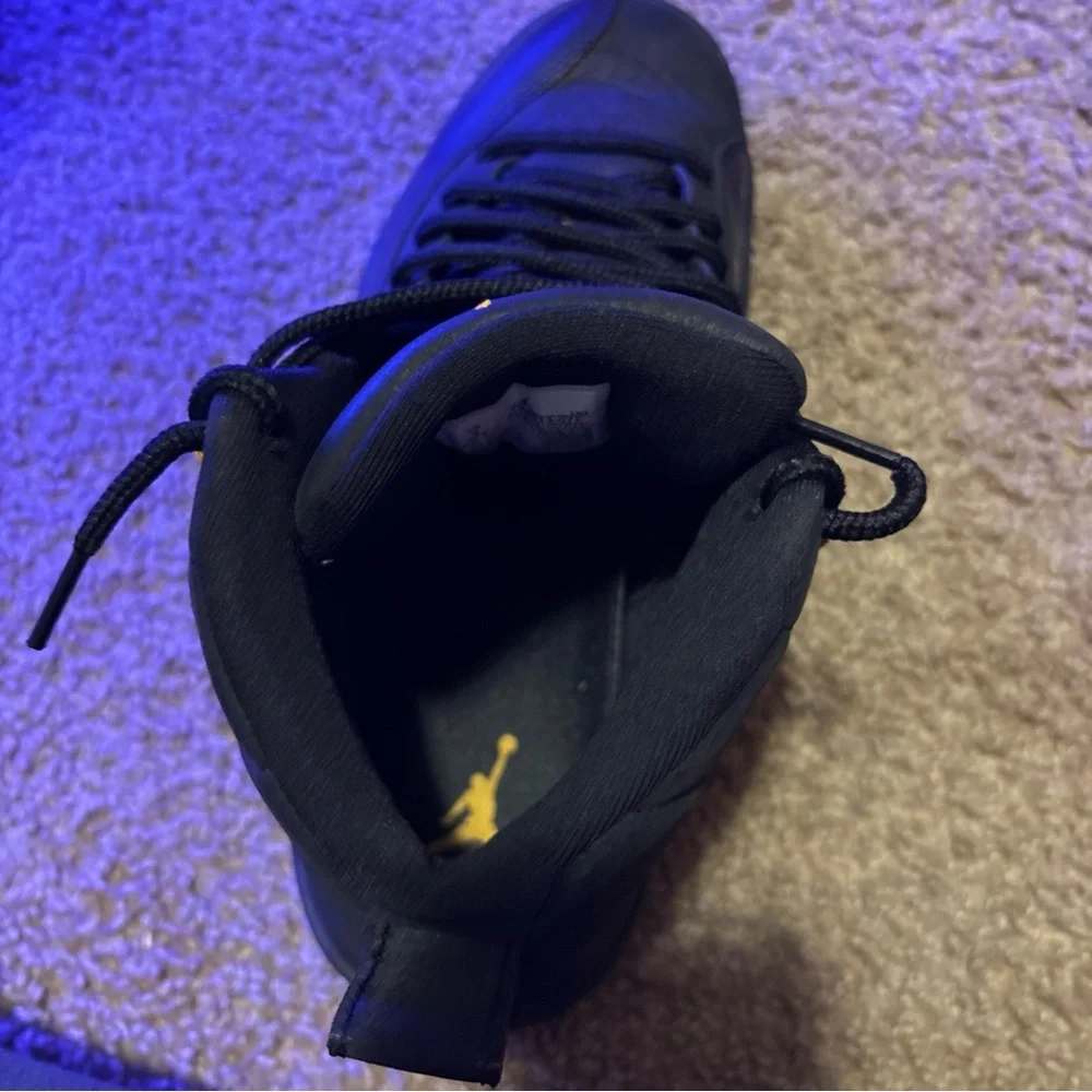 Jordan Men's Sneakers in Black and Yellow - Picture 2 of 5